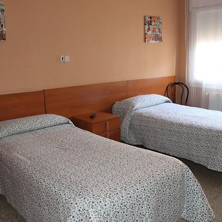 Hostal Cal Siles El Prat de Llobregat Exteriér fotografie