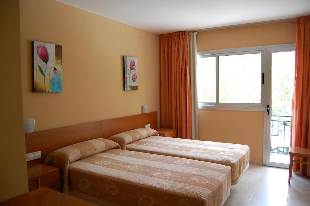 Hostal Cal Siles El Prat de Llobregat Exteriér fotografie