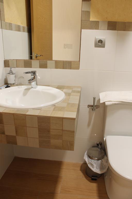 Hostal Cal Siles El Prat de Llobregat Exteriér fotografie